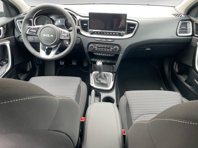 Kia - Ceed SW 1.5 Vision STD/KOMFORT