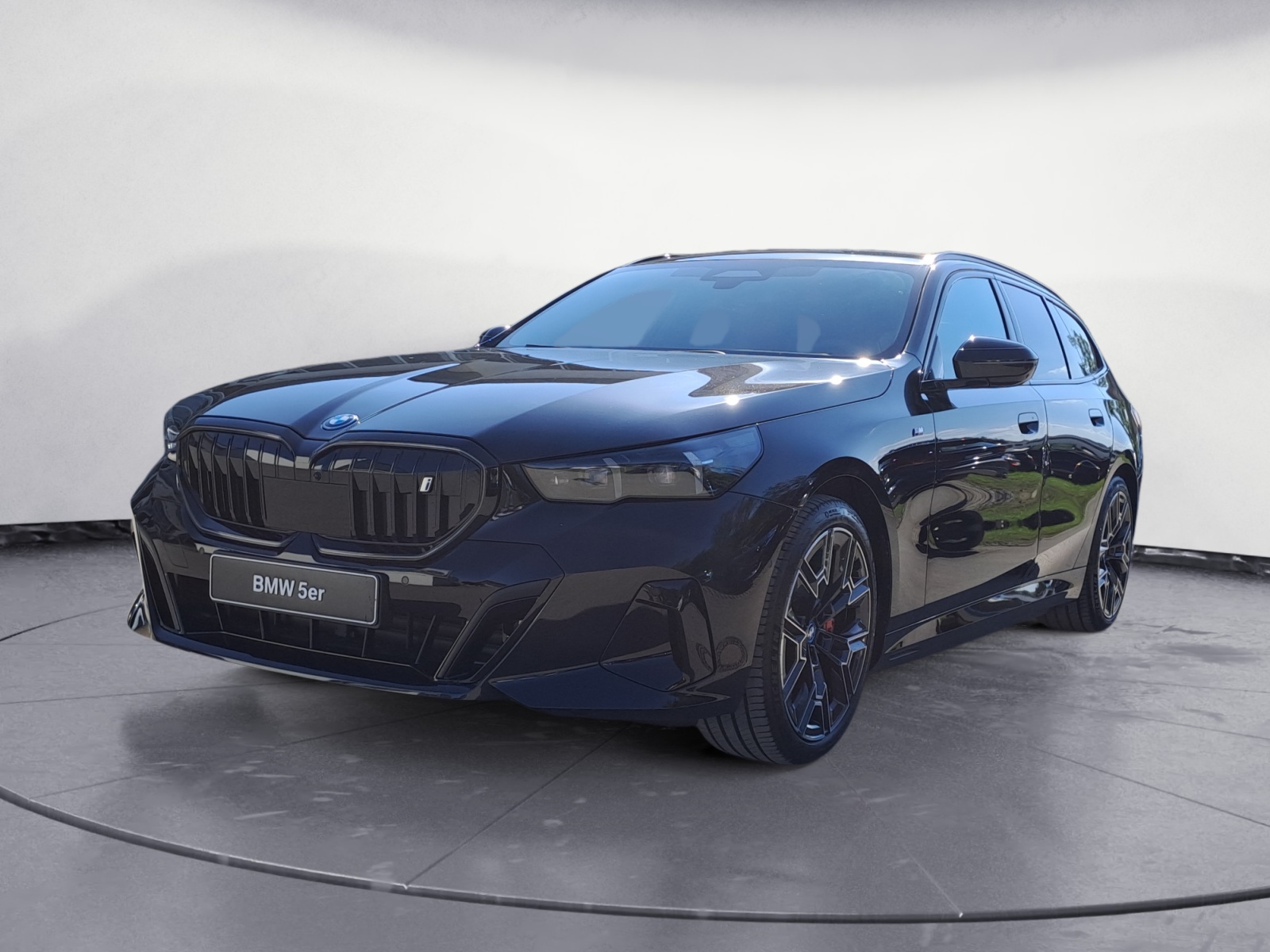 BMW - BMW i5 eDrive40 Touring