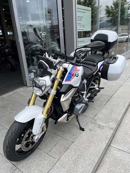 BMW Motorrad - R 1250 R mit Werksgarantie bis 2026