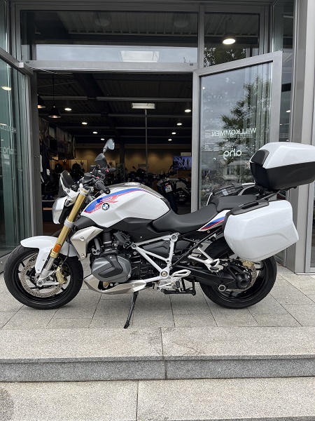 BMW Motorrad - R 1250 R mit Werksgarantie bis 2026