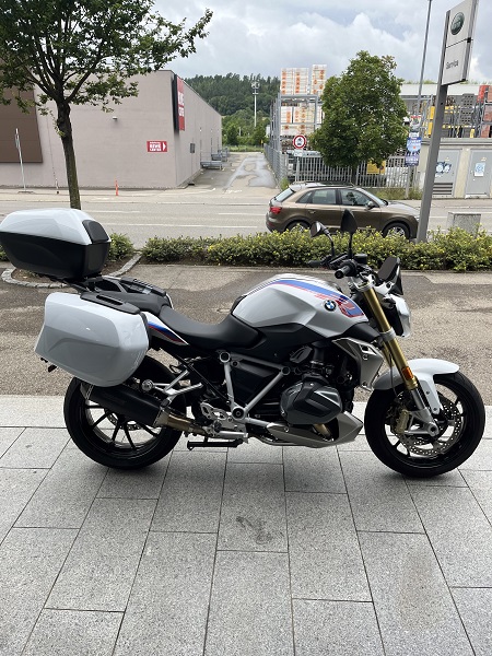 BMW Motorrad - R 1250 R mit Werksgarantie bis 2026