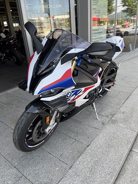 BMW Motorrad - S 1000 RR mit Öhlins Lenkungsdämpfer