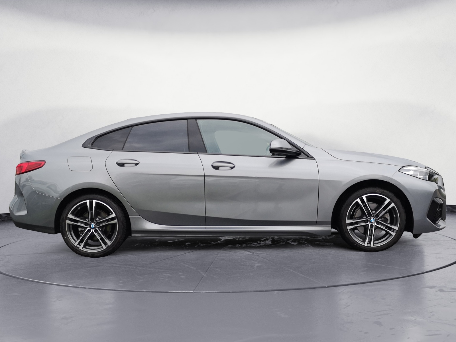 BMW - 218i Gran Coupe