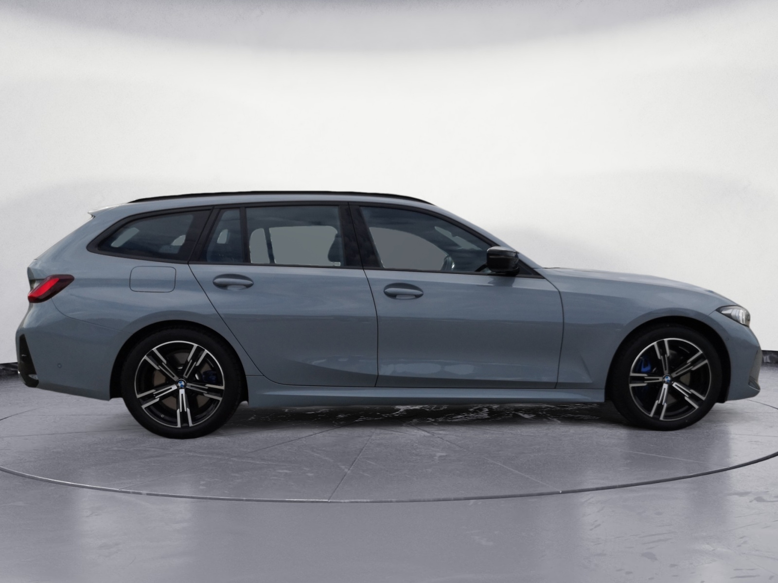 BMW - M340i xDrive Touring Auto