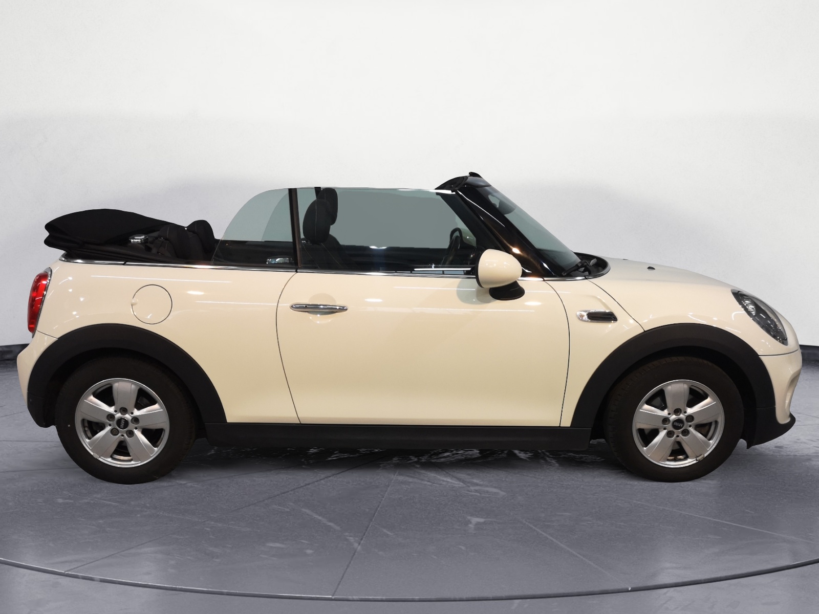 MINI - Cooper Cabrio