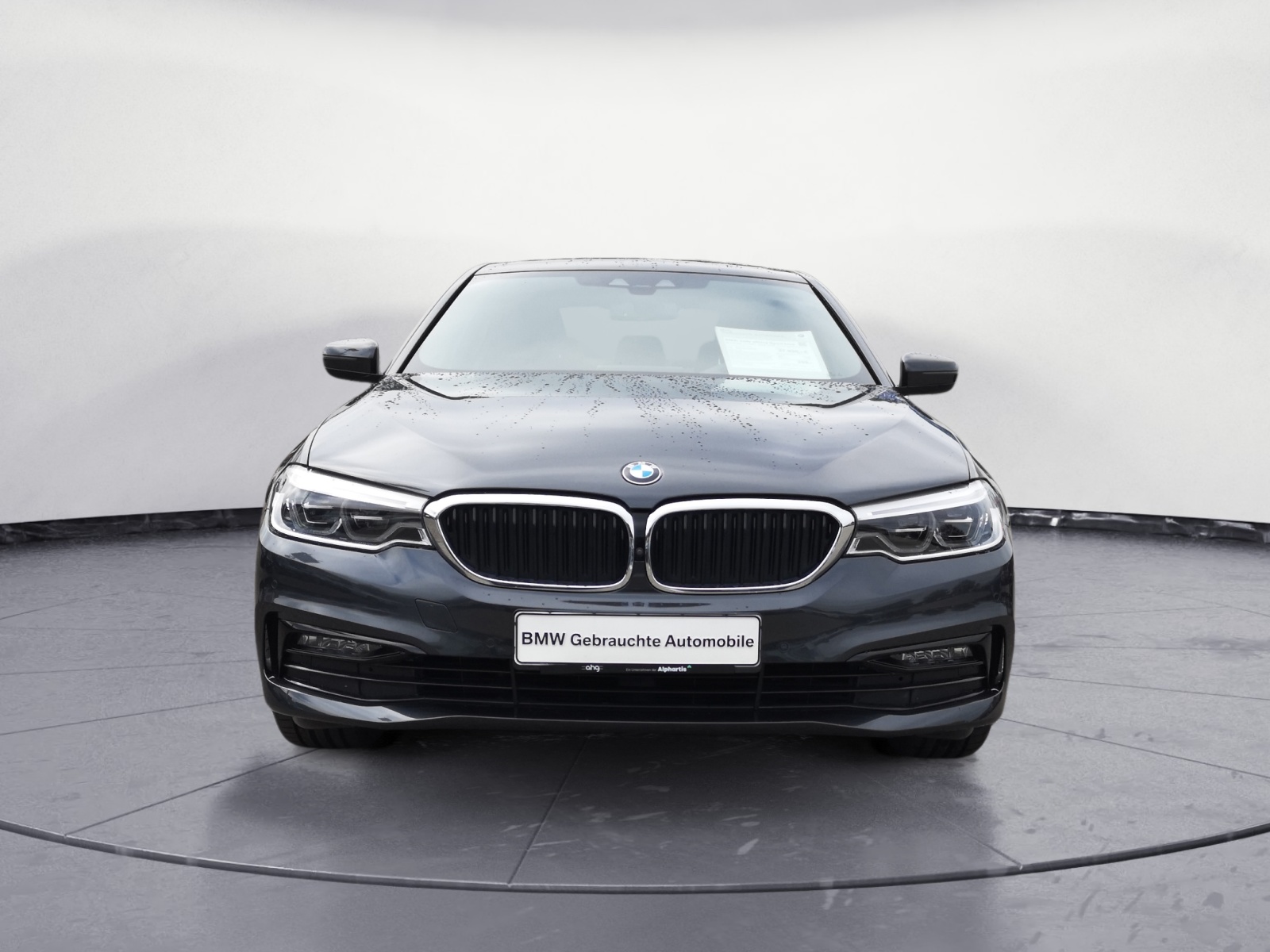 BMW - 530e xDrive Sport Line