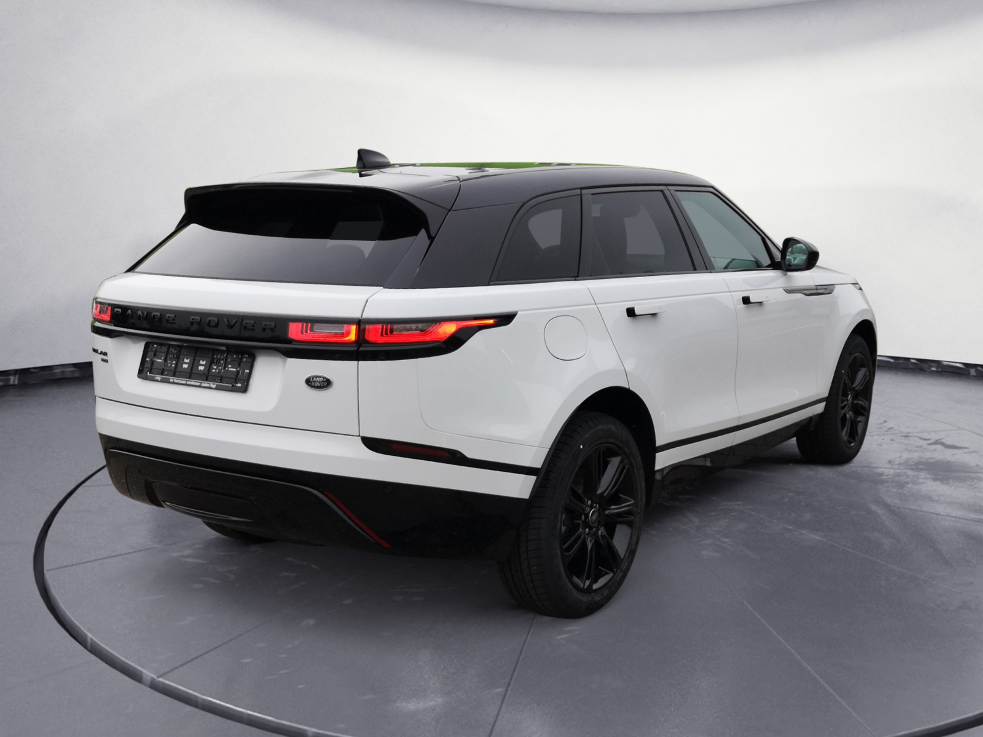 Land Rover - Range Rover Velar P400e S Hybrid