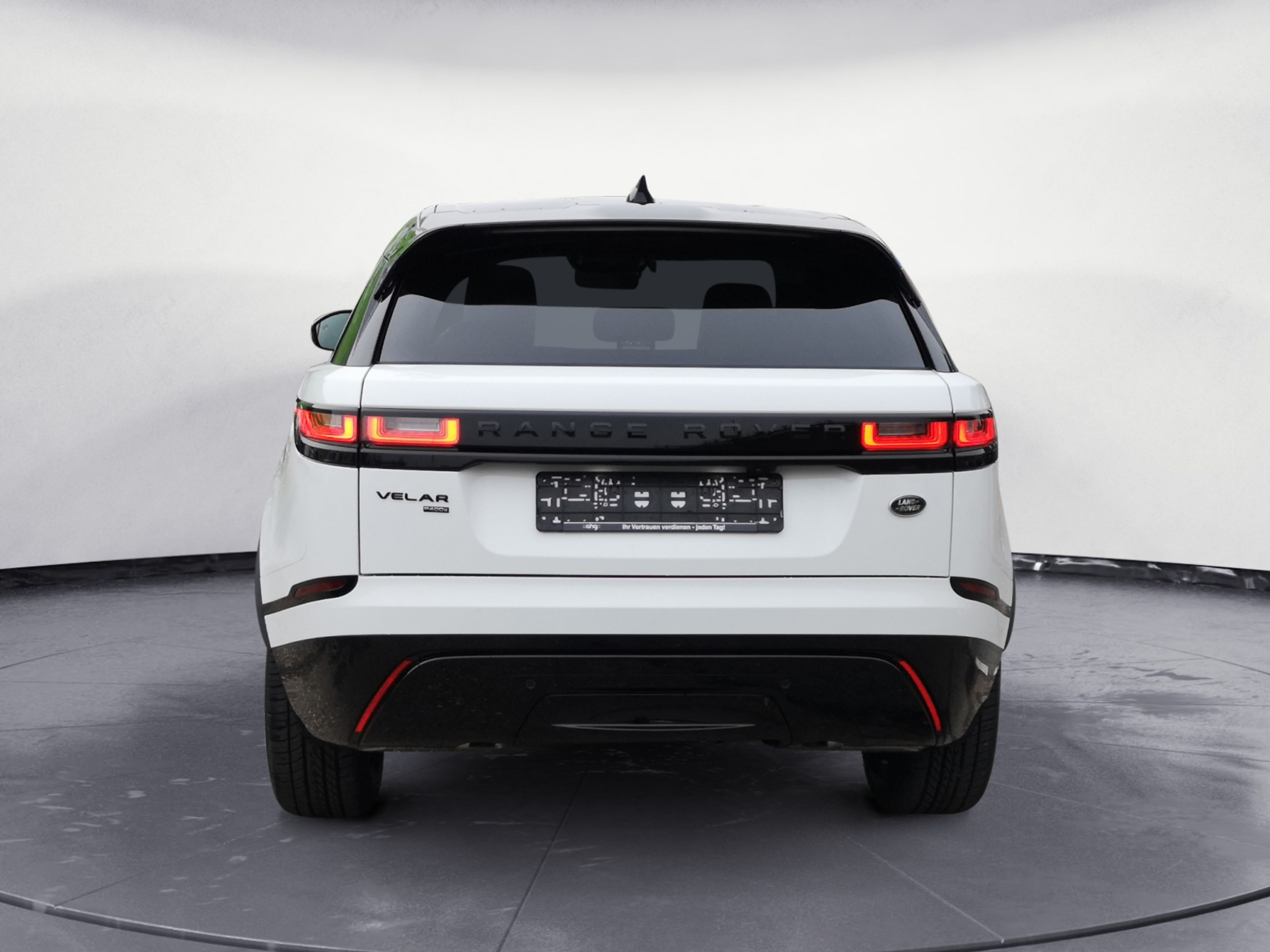 Land Rover - Range Rover Velar P400e S Hybrid