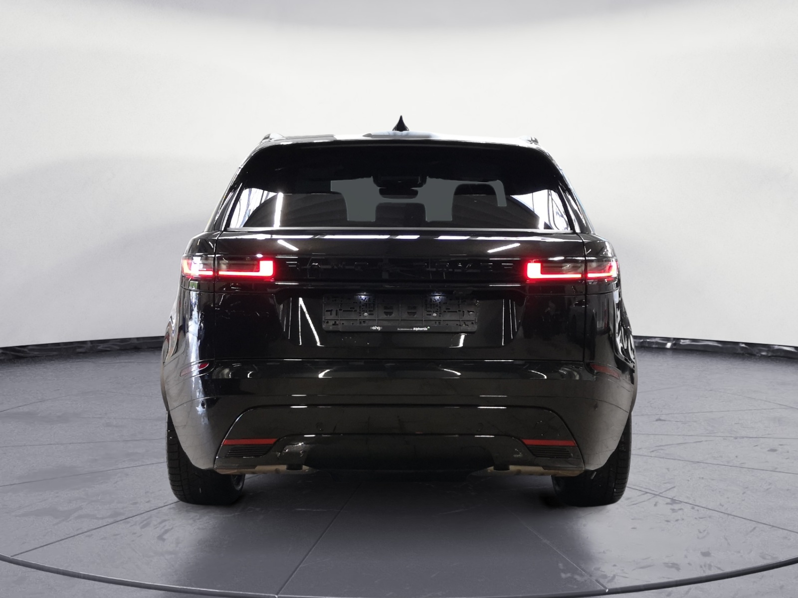 Land Rover - Range Rover Velar P250 Dynamic SE