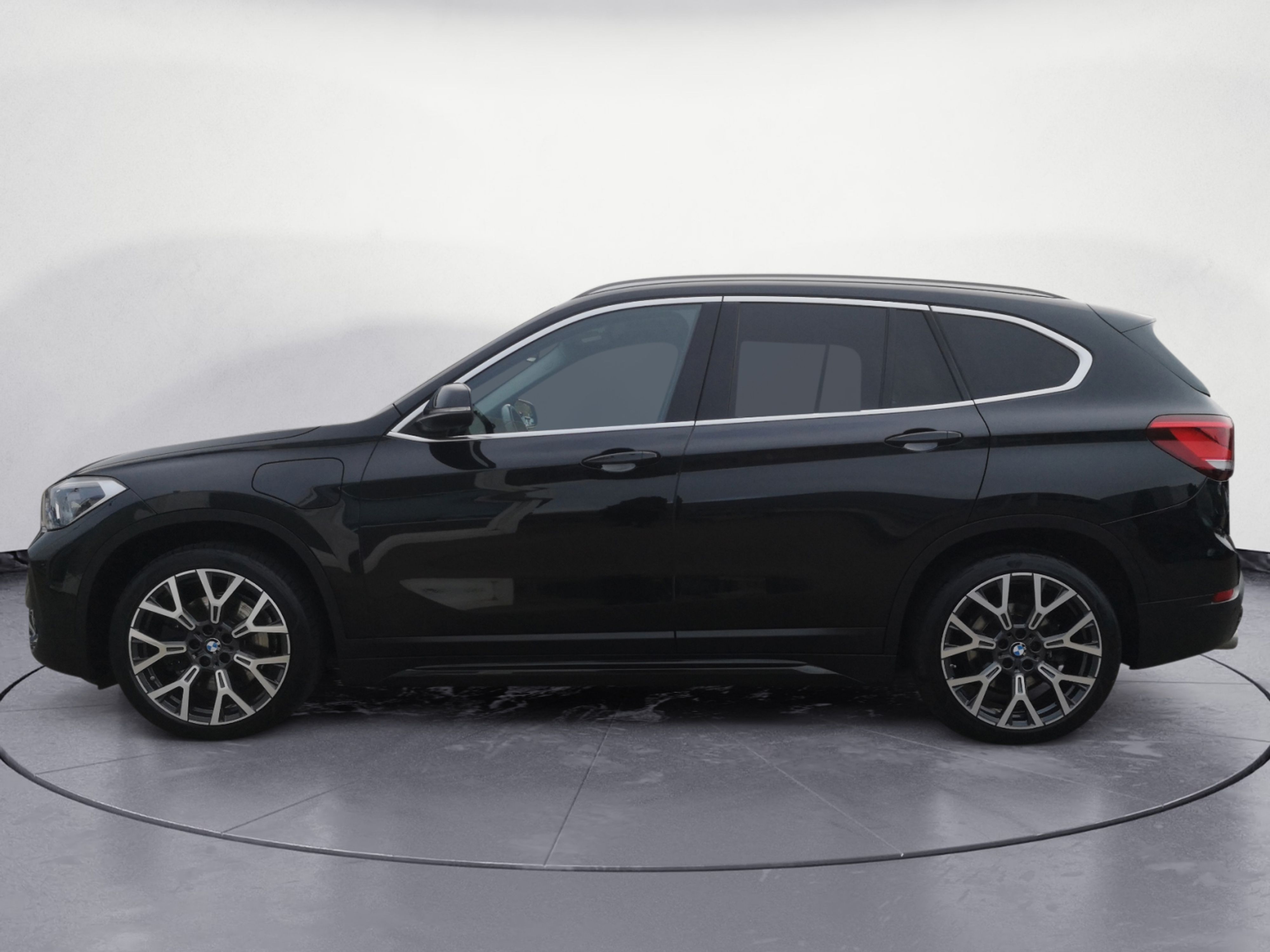 BMW - X1 xDrive25e Sport Line Steptronic