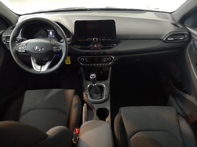 Hyundai - i30 1.5 T-GDI Hybrid Advantage