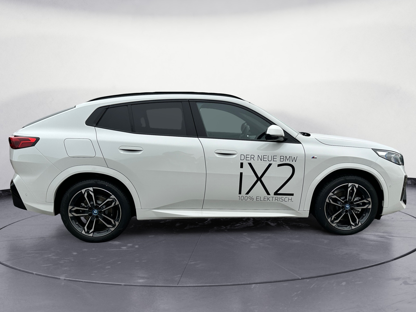 BMW - iX2 xDrive30