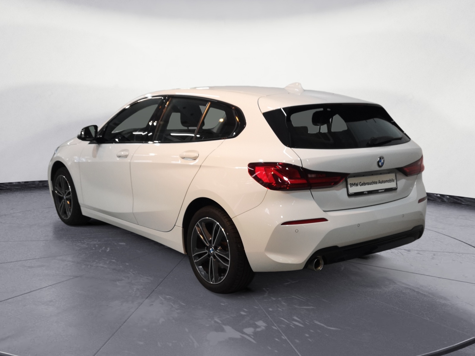 BMW - 118i Sport Line