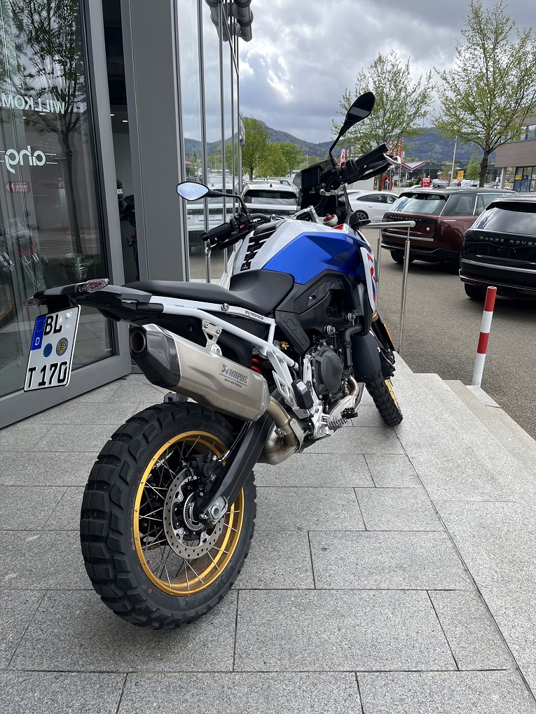 BMW Motorrad - F 900 GS