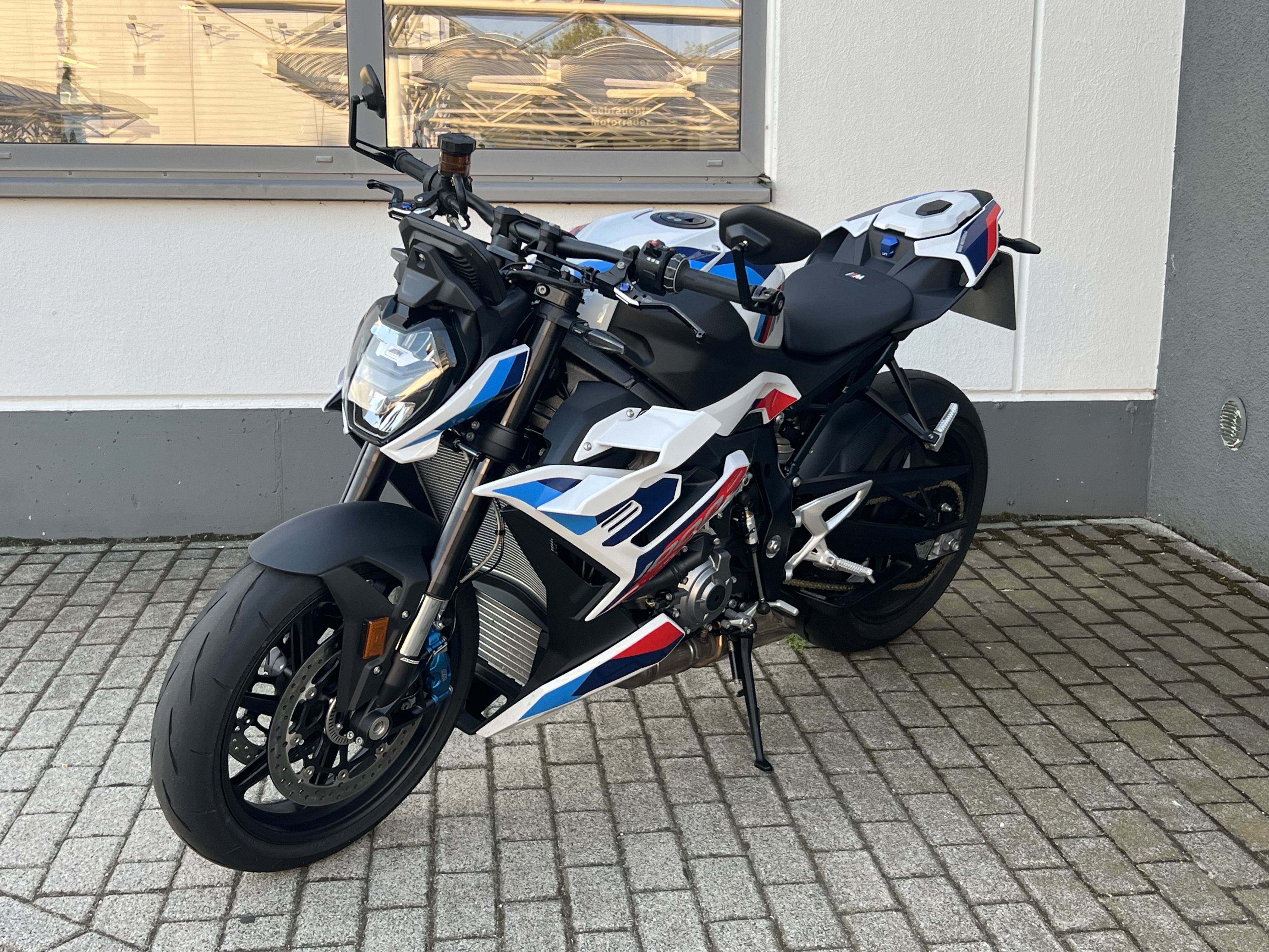 BMW Motorrad - M 1000 R