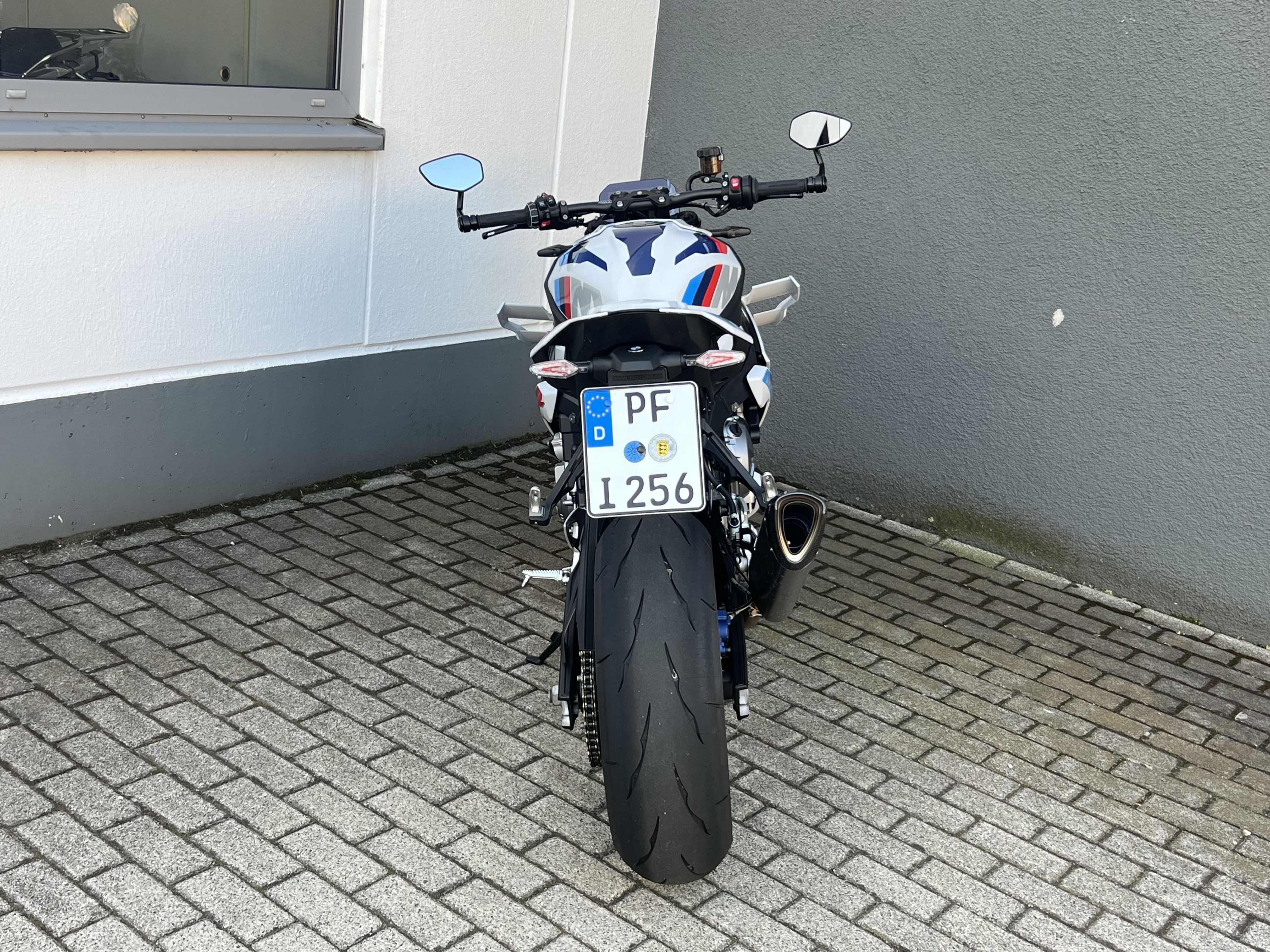 BMW Motorrad - M 1000 R