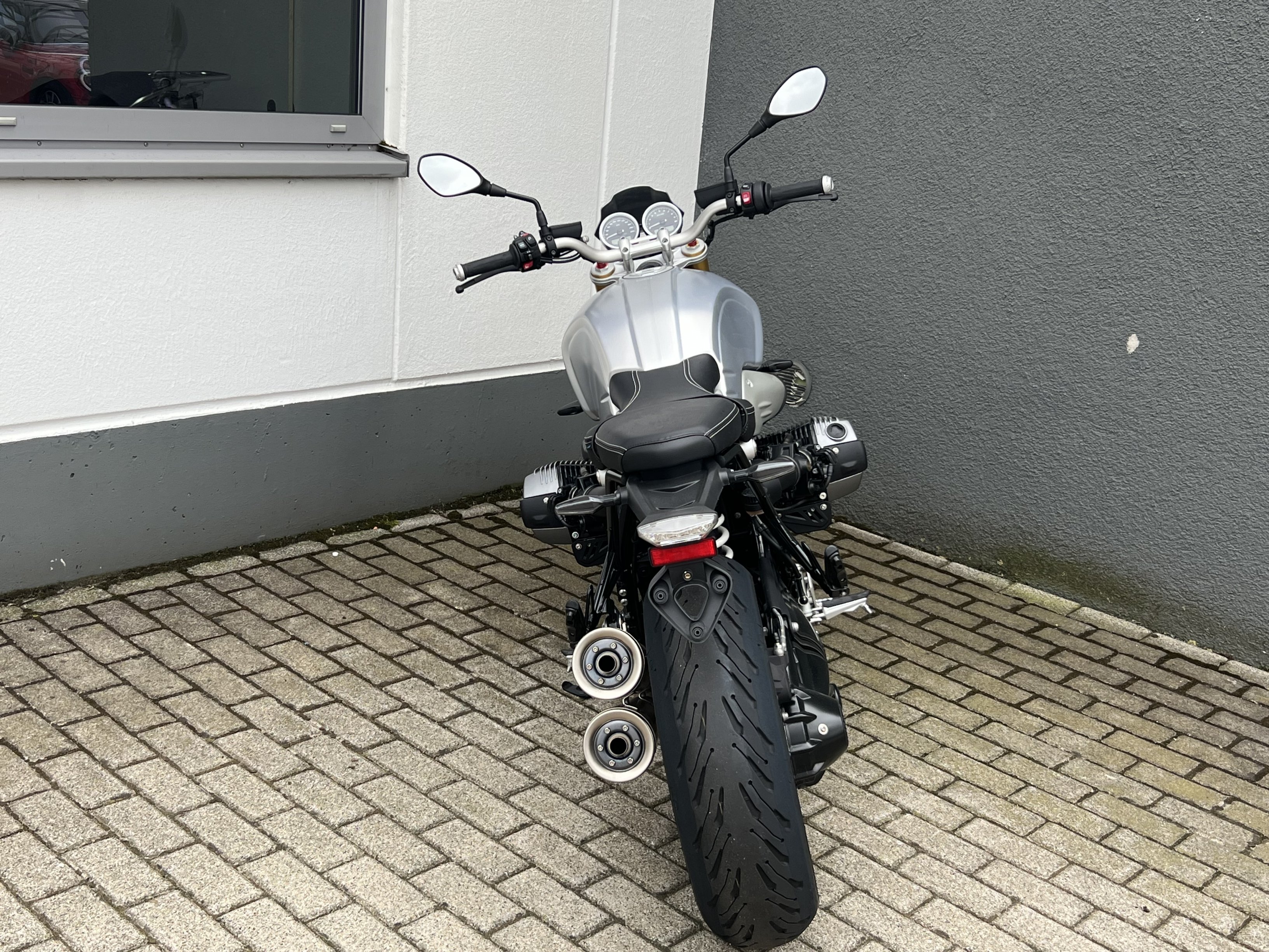 BMW Motorrad - R nineT