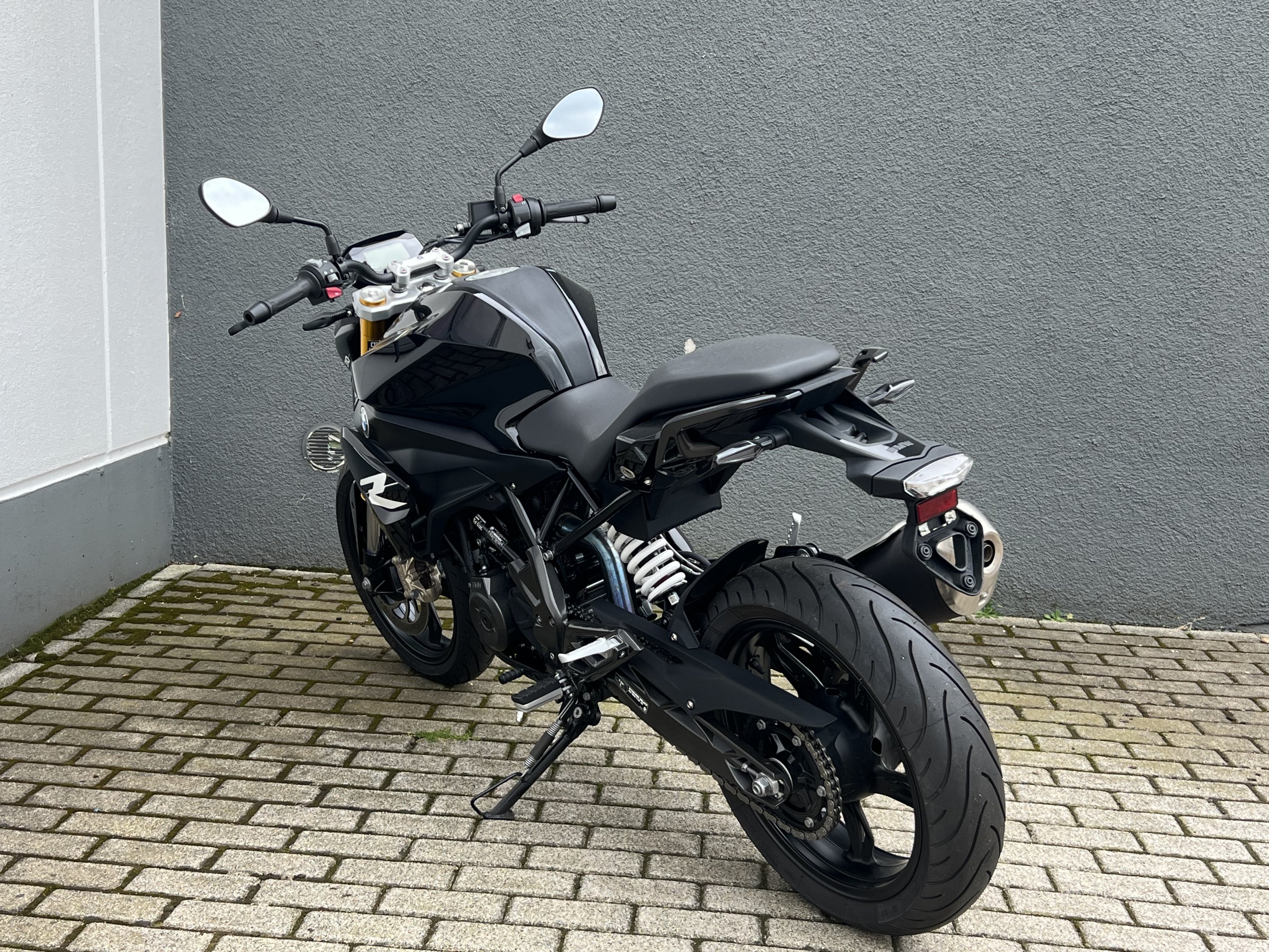 BMW Motorrad - G 310 R