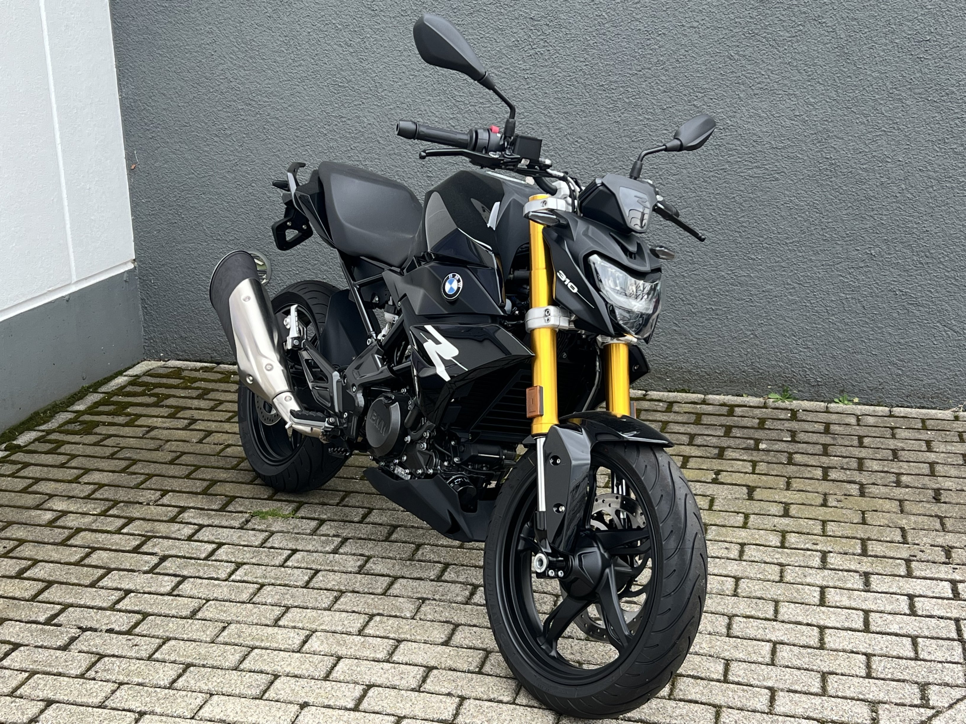 BMW Motorrad - G 310 R