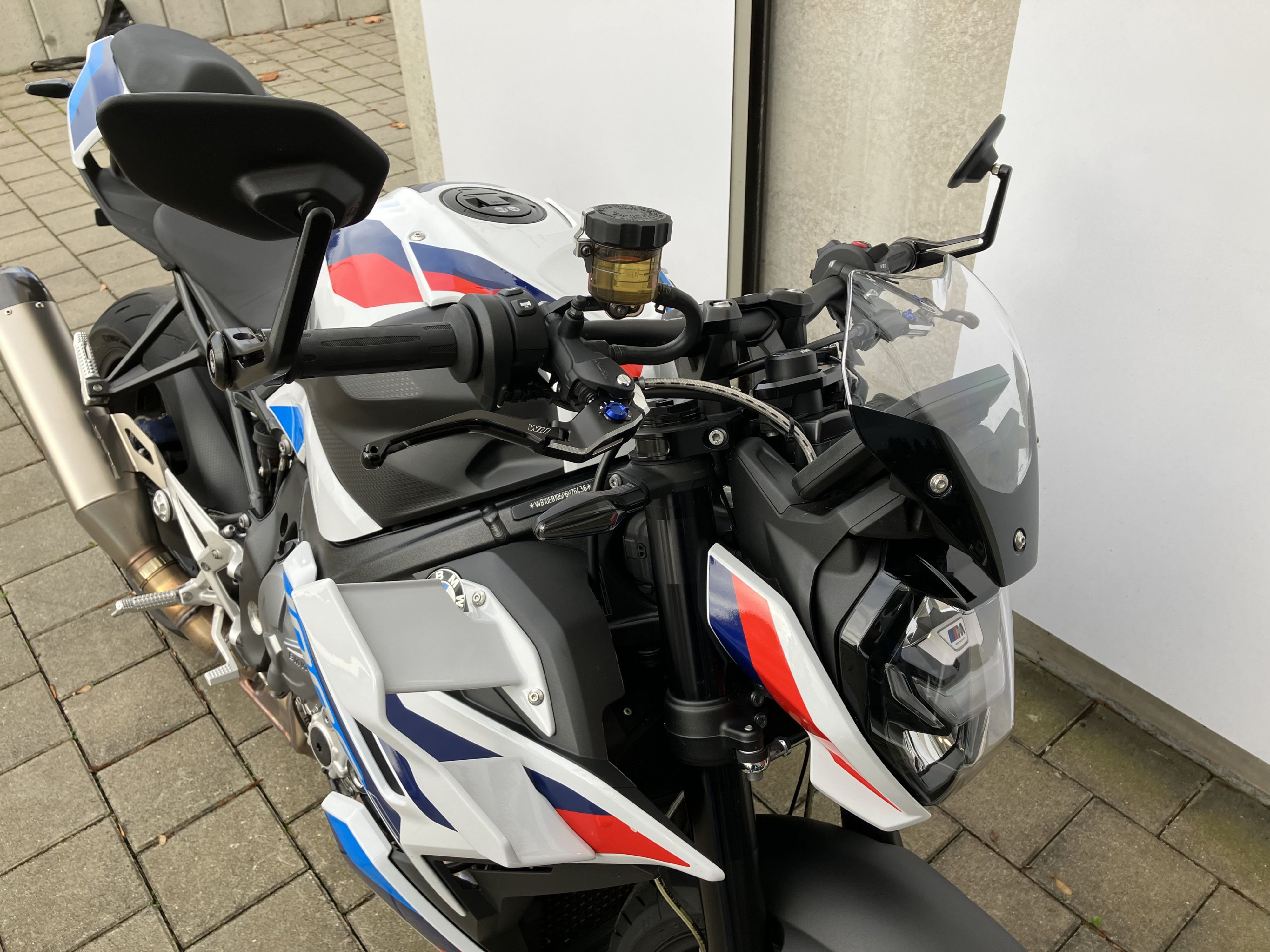 BMW Motorrad - M 1000 R