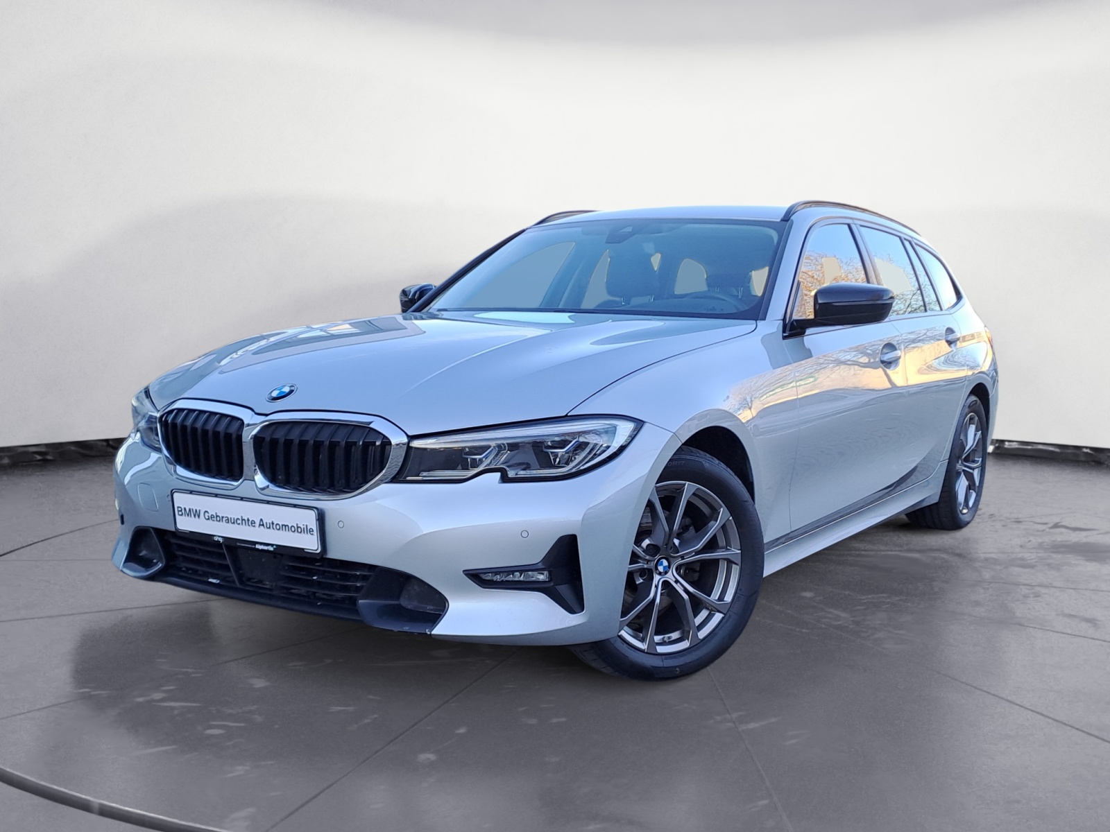 BMW - 320d xDrive Touring Sport Line