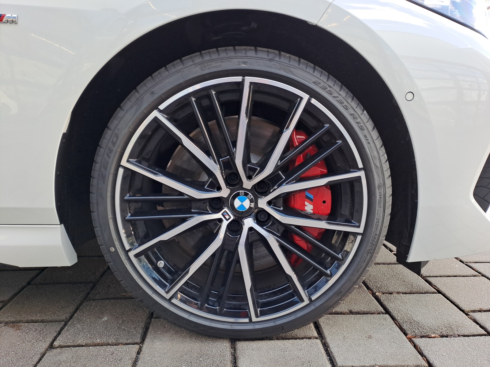 BMW - 220i Gran Coupé