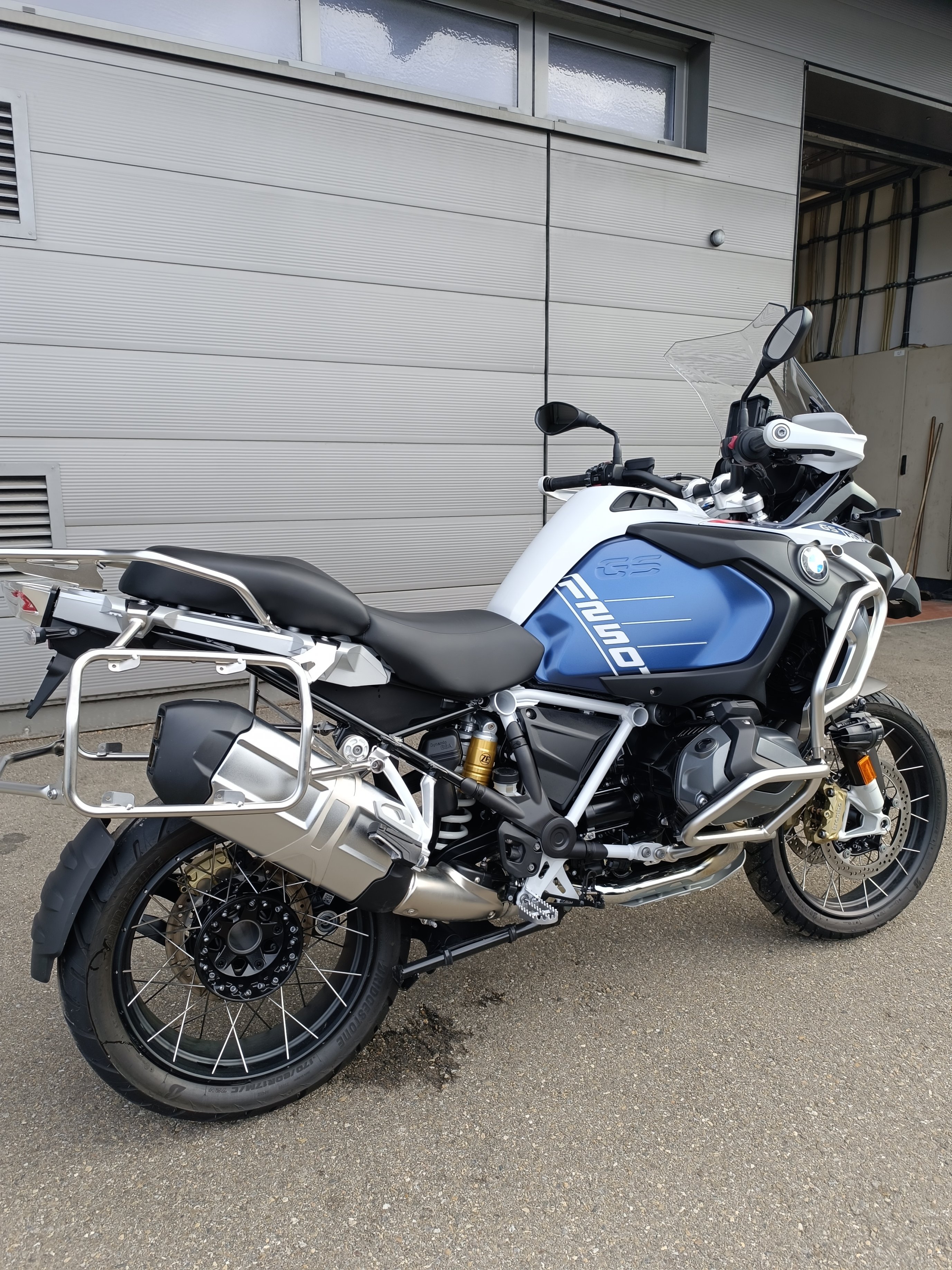 BMW Motorrad - R 1250 GS Adventure mit Werksgarantie bis 2027