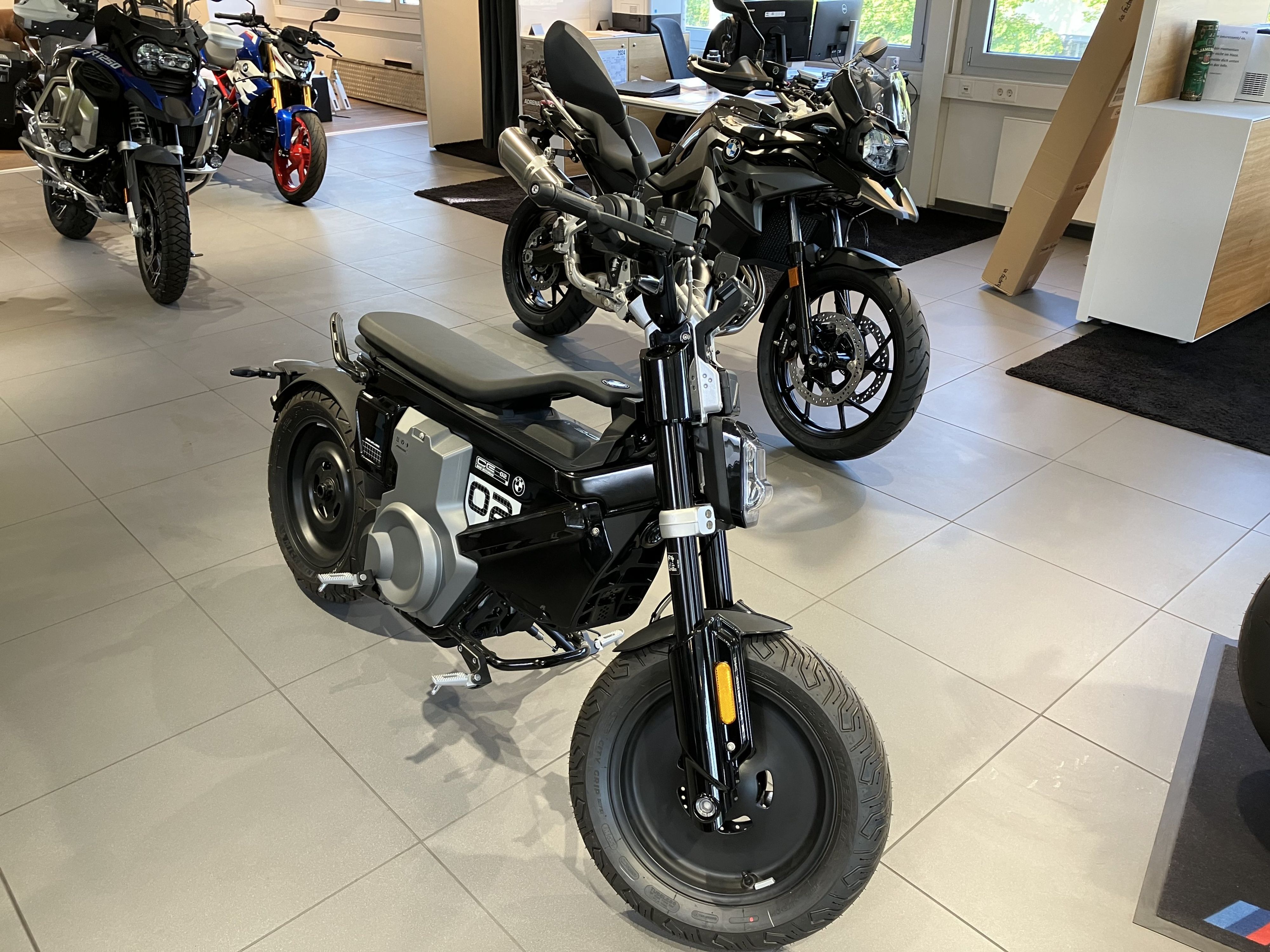 BMW Motorrad - CE 02 AM