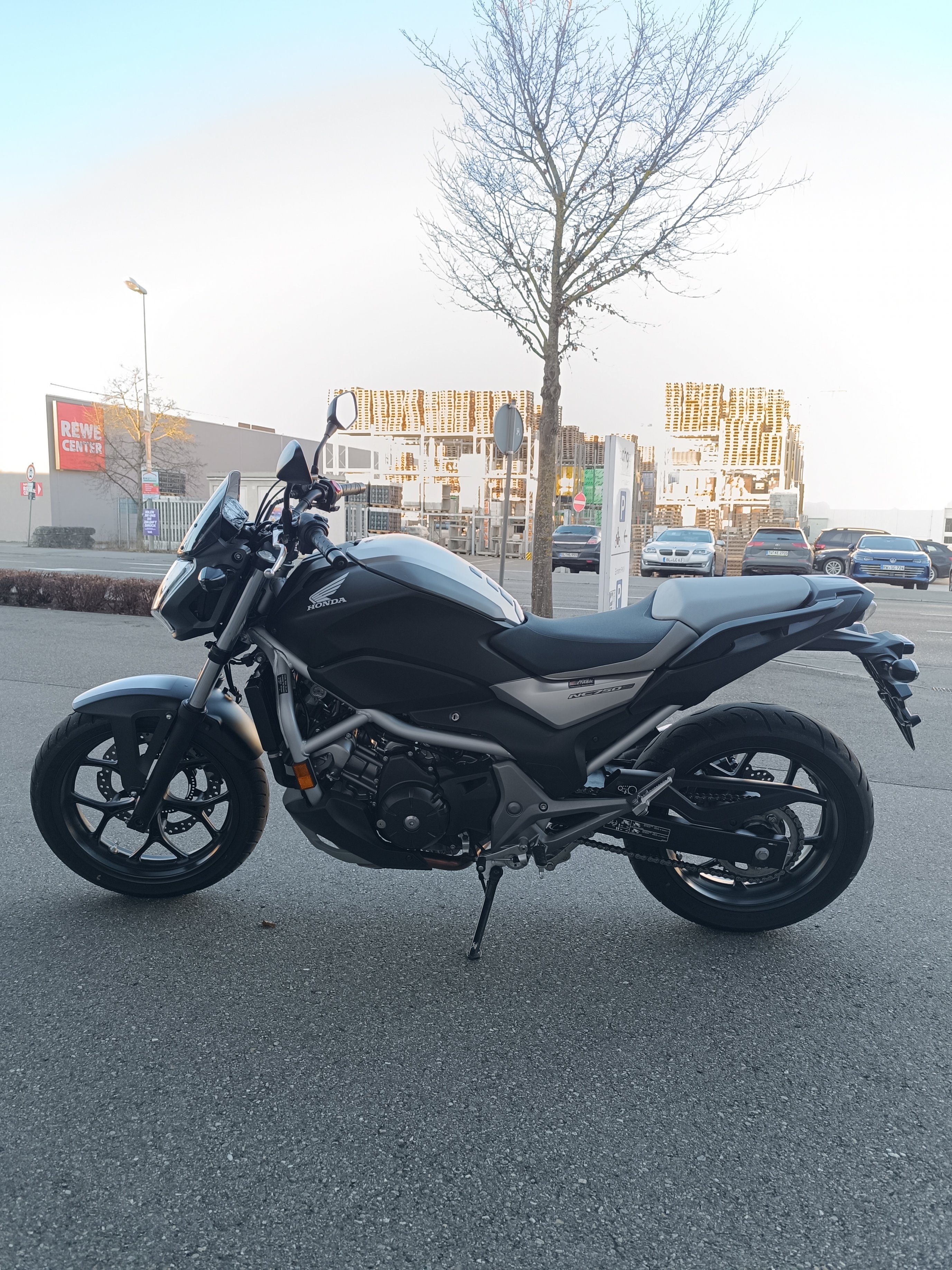Honda - NC750SA