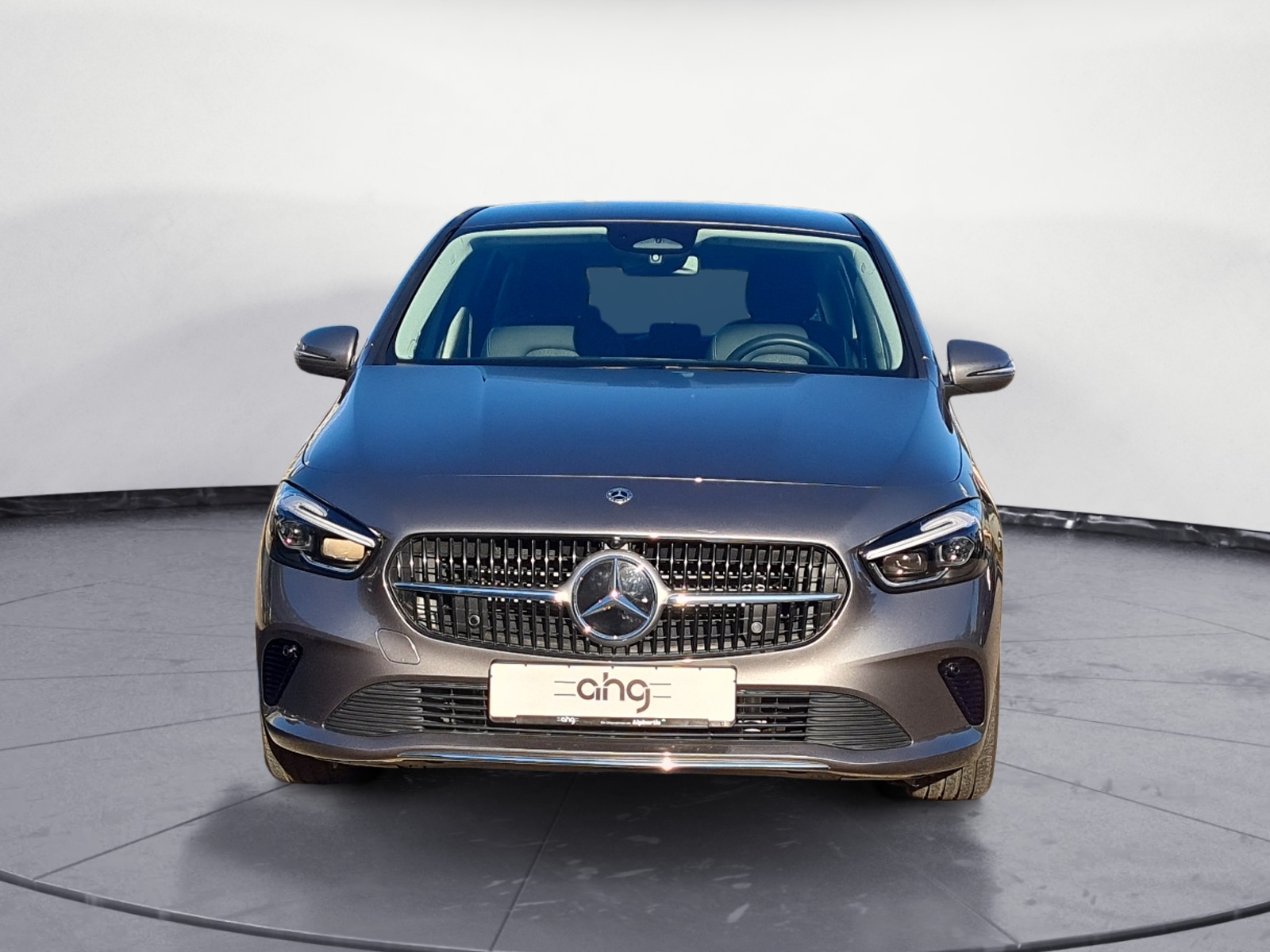 Mercedes-Benz - B 220 4 matic