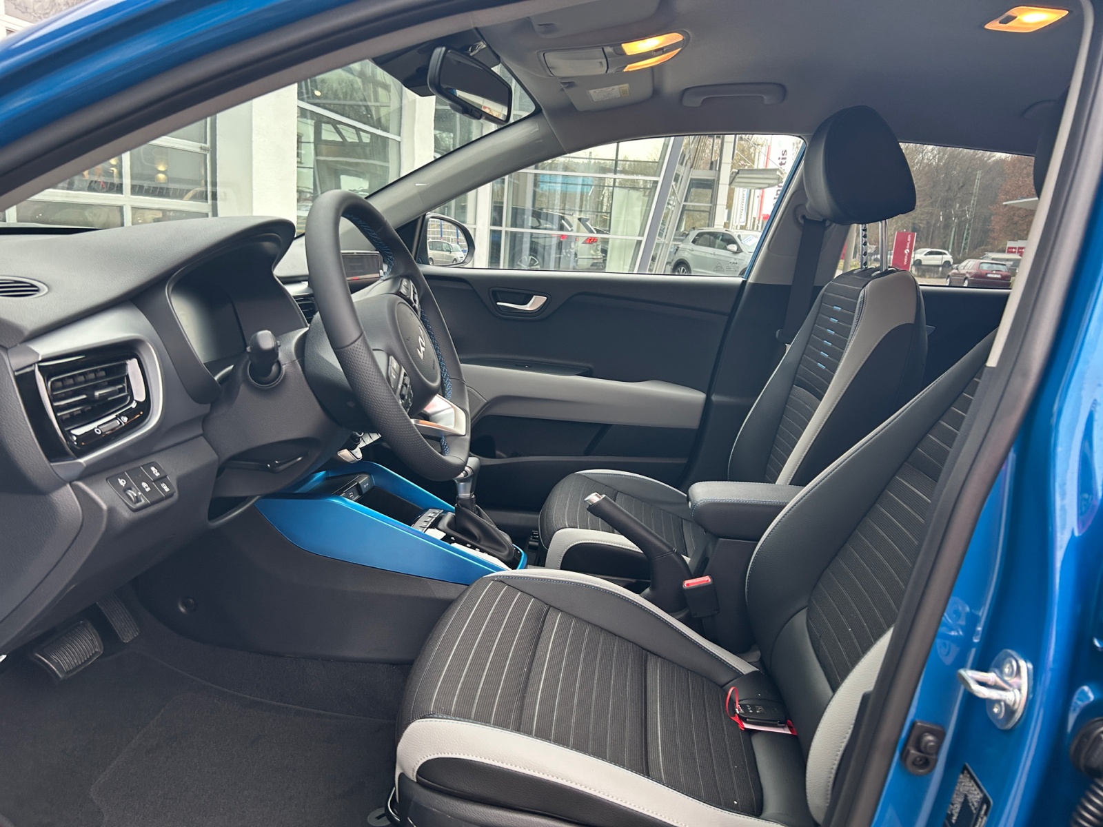 Kia - Stonic 1.0 DCT Nightline Edition