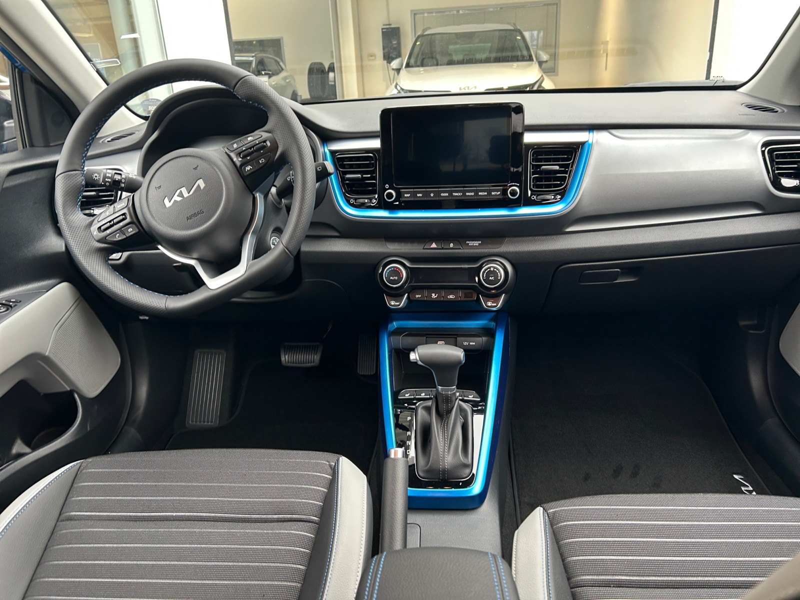 Kia - Stonic 1.0 DCT Nightline Edition