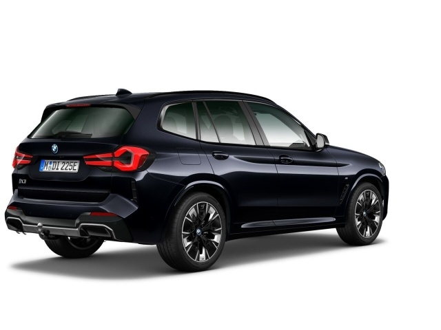 BMW - iX3
