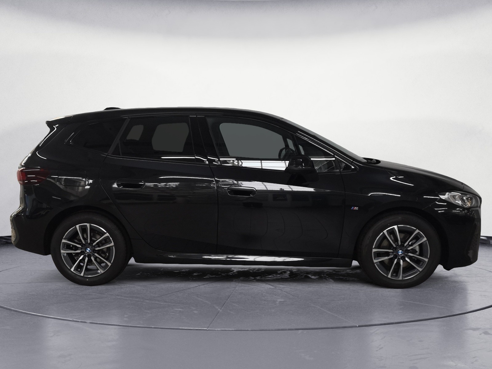 BMW - 218i Active Tourer Steptronic