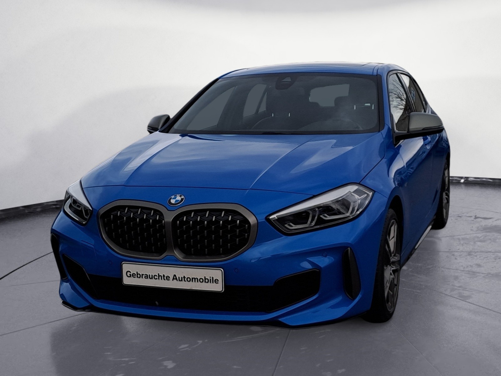 BMW - M135i xDrive