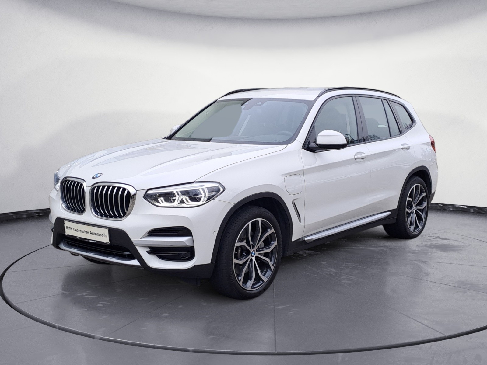 BMW - X3 xDrive30e xLine