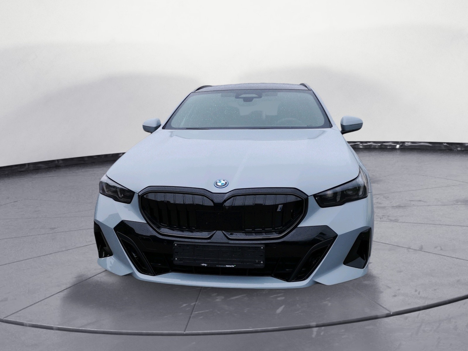 BMW - BMW i5 eDrive40 Touring