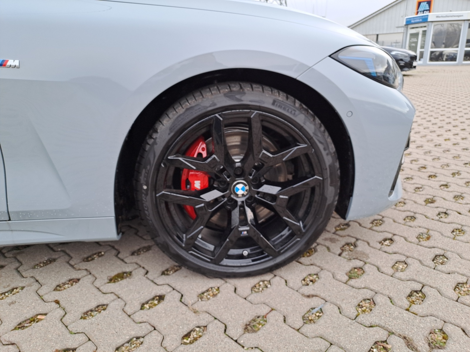 BMW - M440i xDrive Cabrio