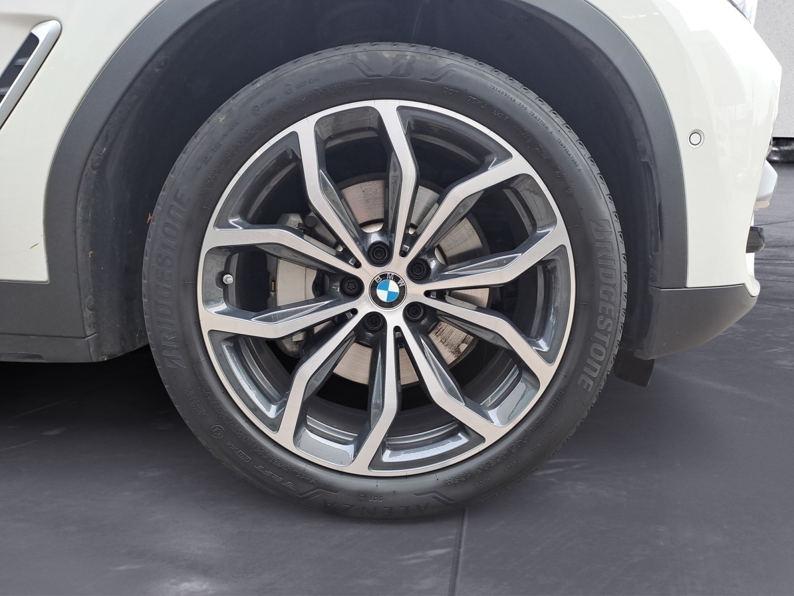 BMW - X3 xDrive30e xLine