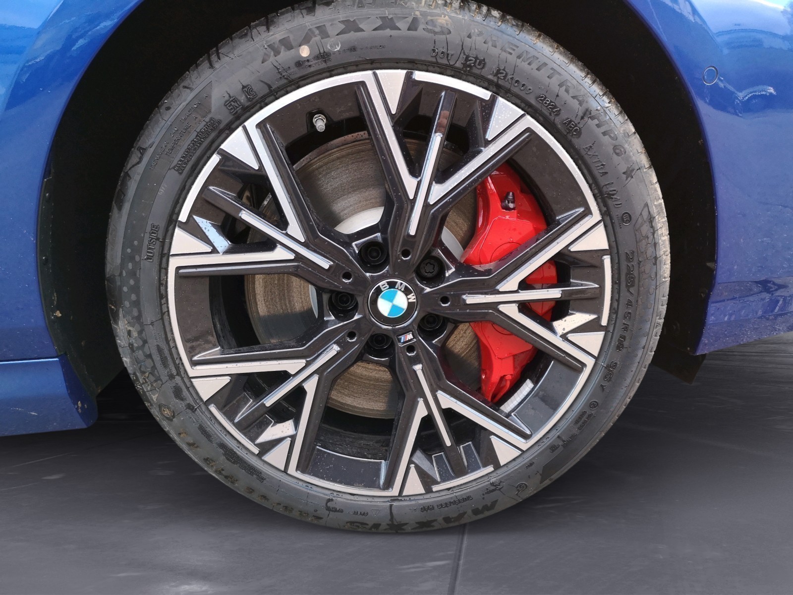 BMW - 120