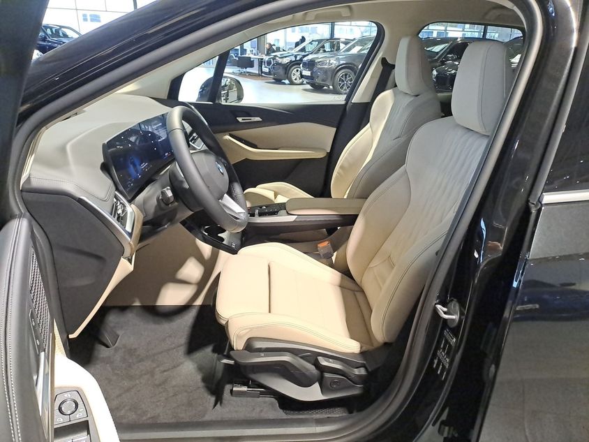 BMW - 218i Active Tourer