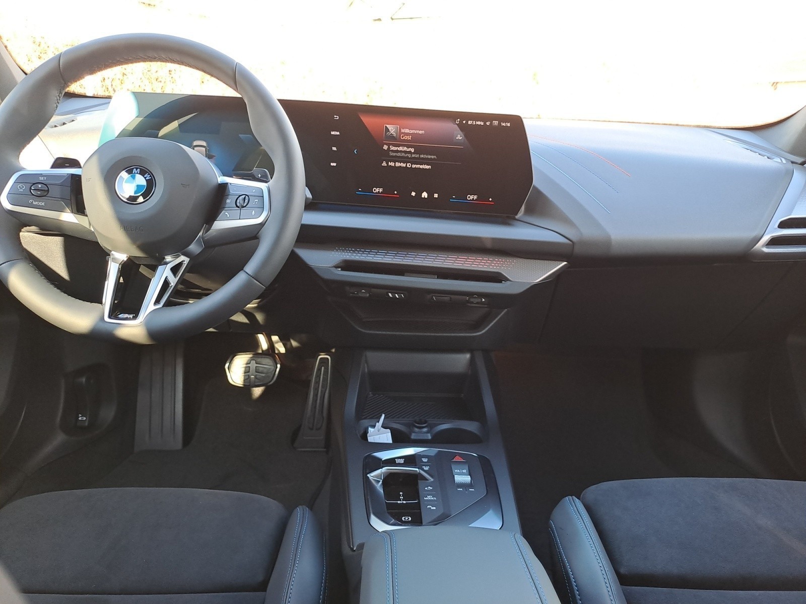BMW - 120