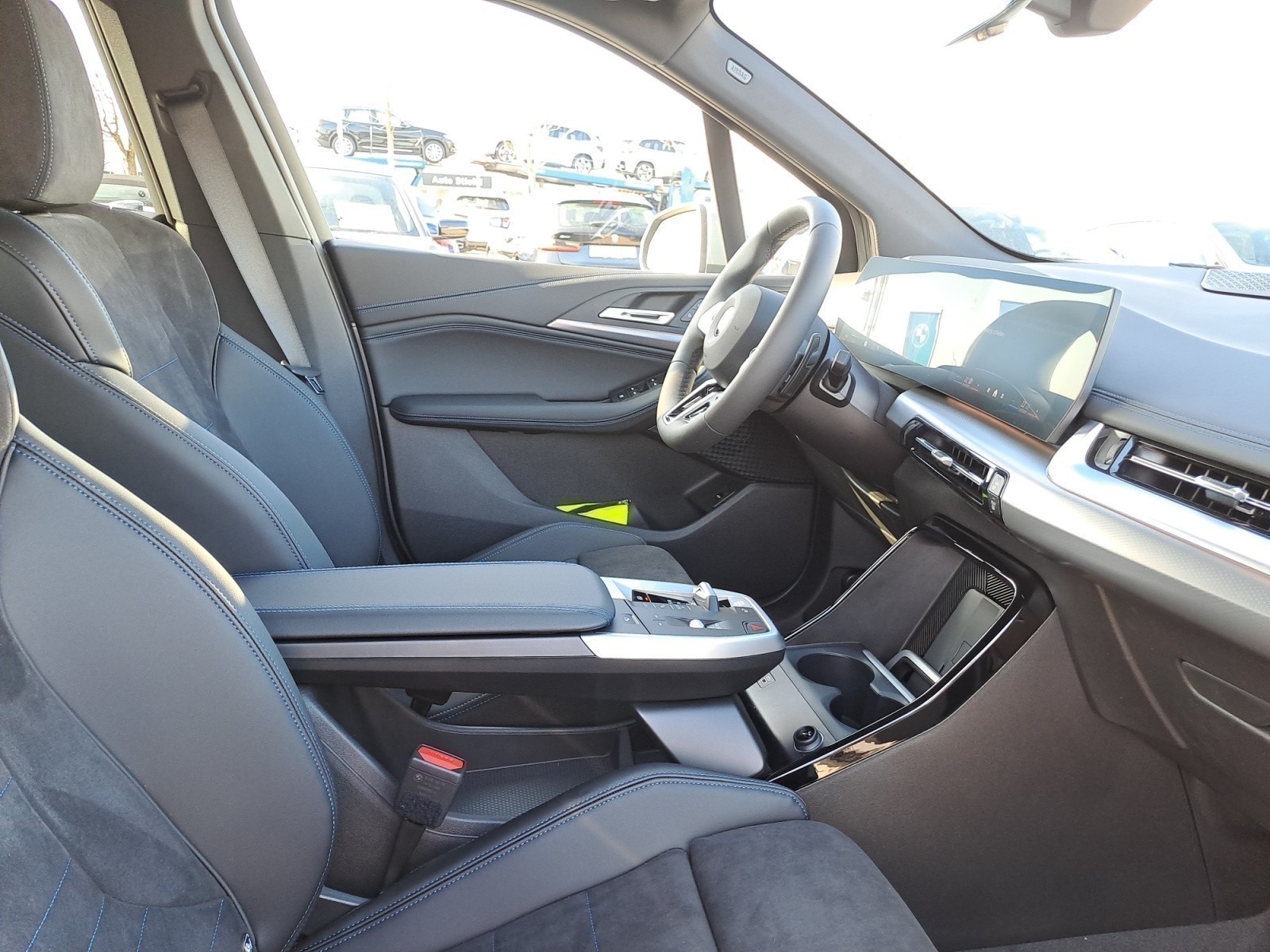 BMW - 220i Active Tourer