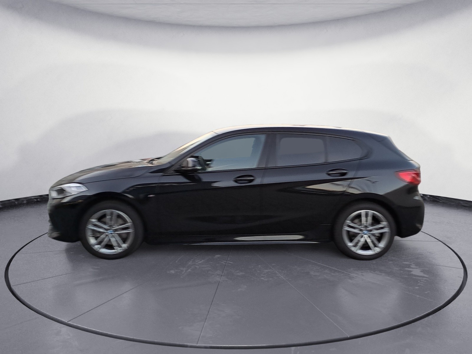 BMW - 118i M Sport