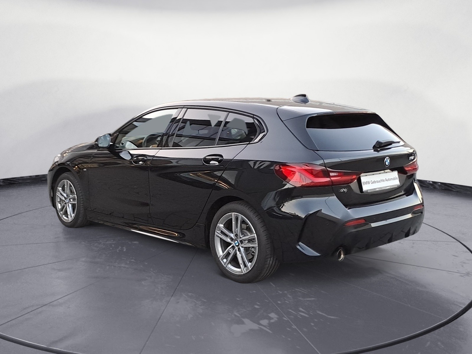 BMW - 118i M Sport