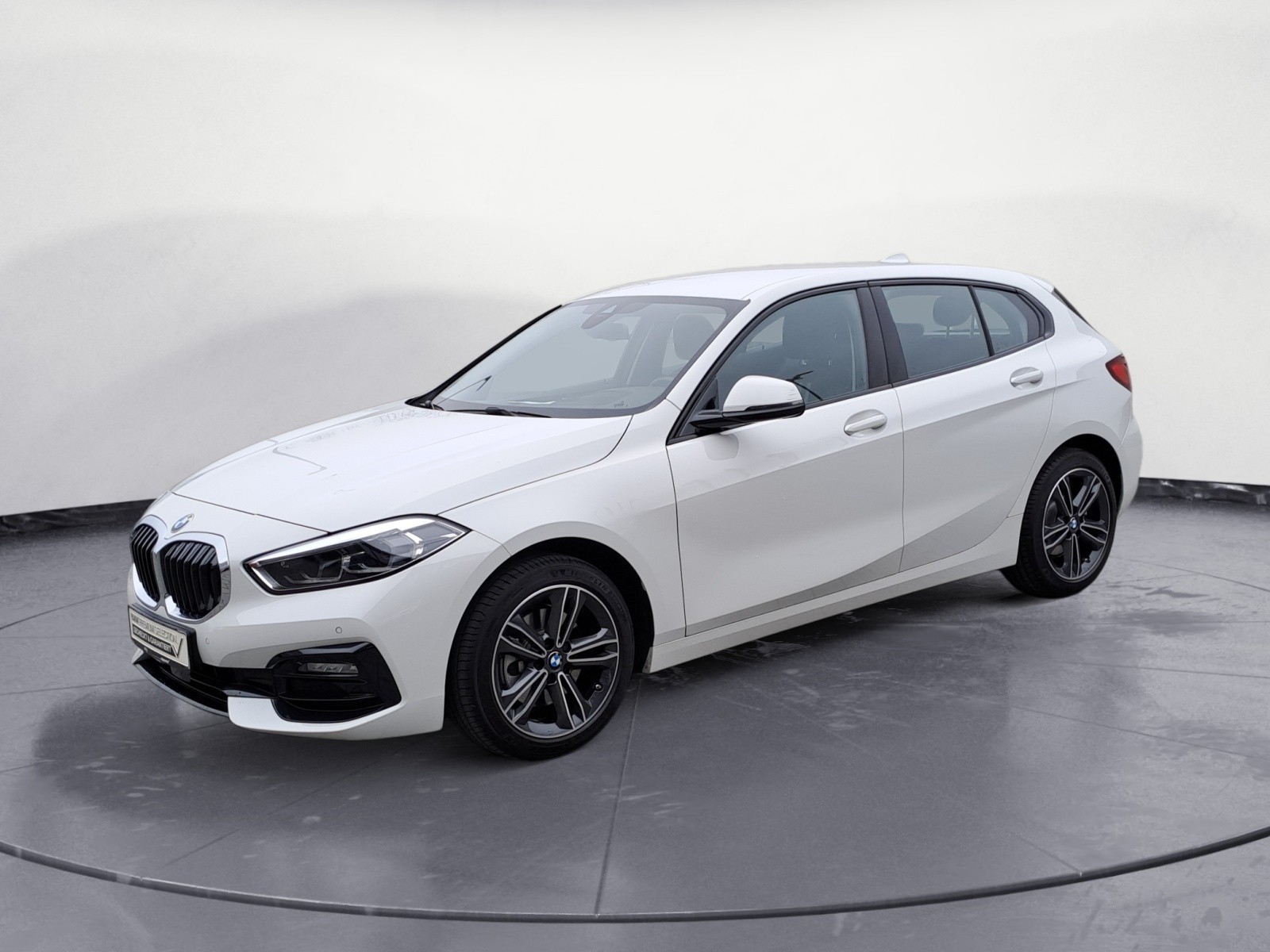 BMW - 118i Sport Line