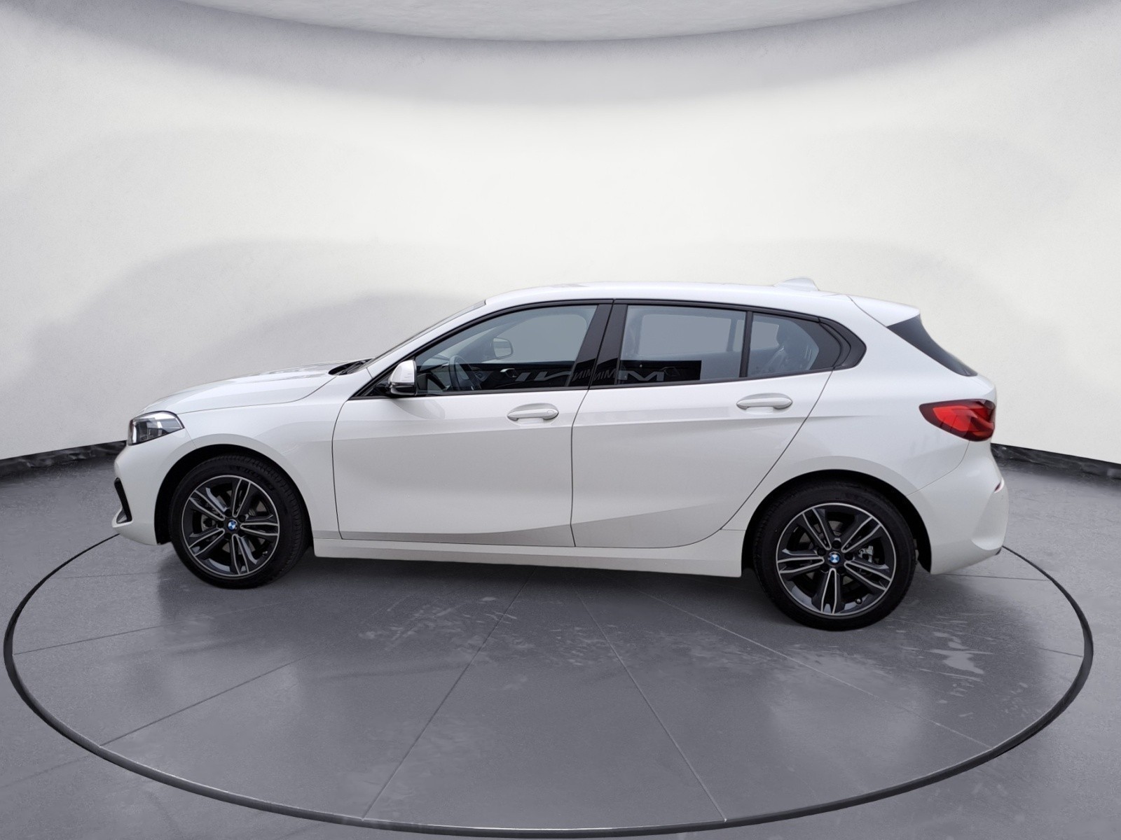 BMW - 118i Sport Line