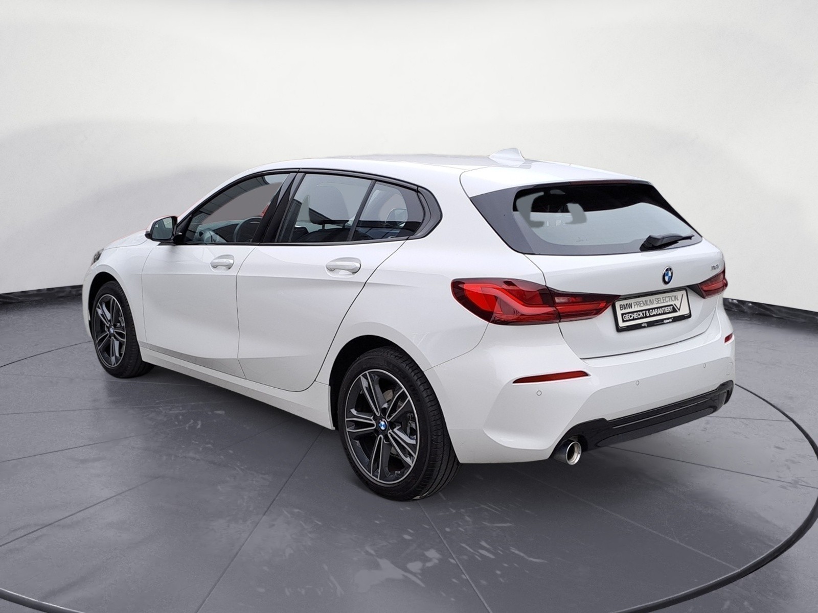 BMW - 118i Sport Line