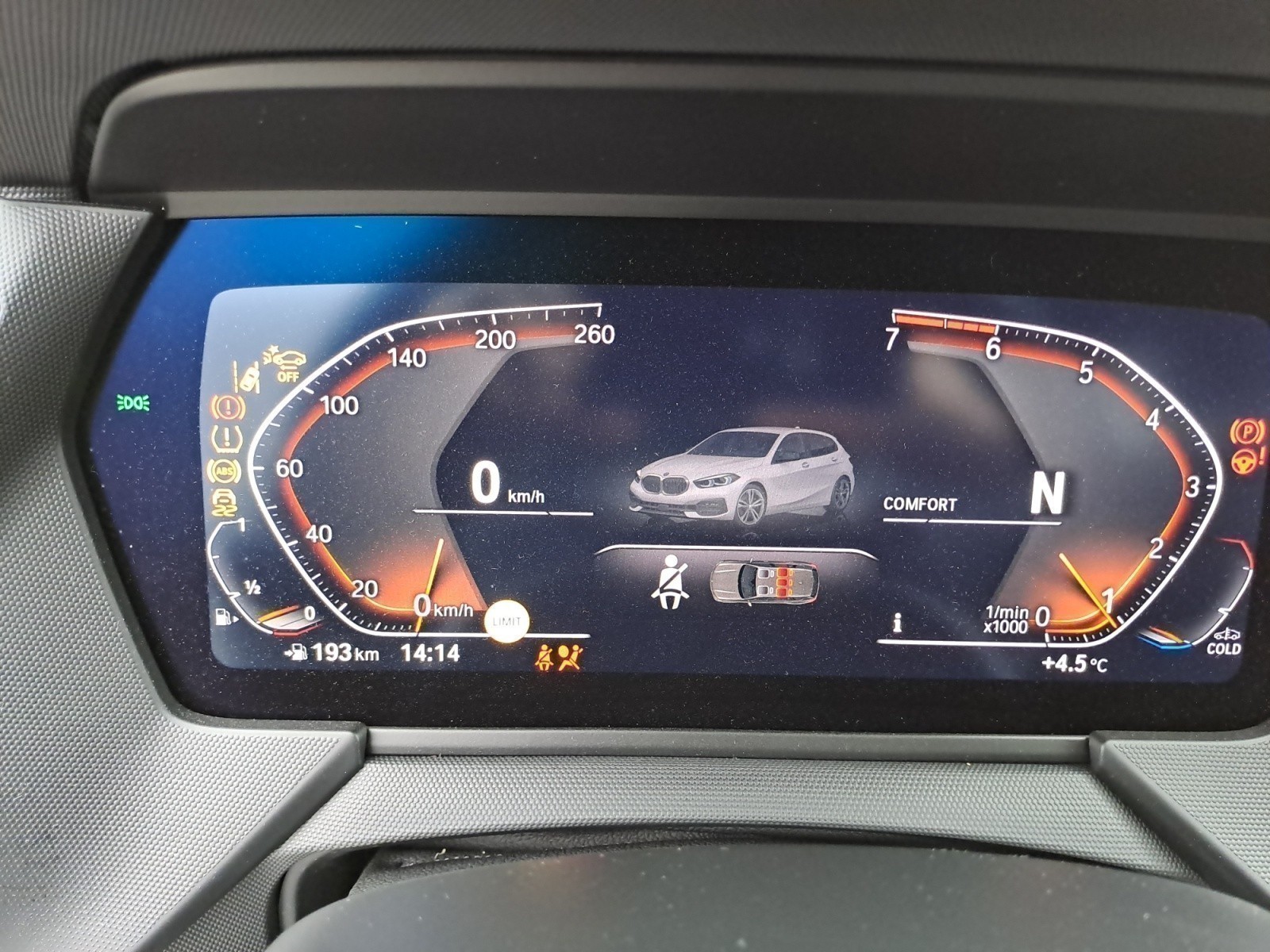 BMW - 118i Sport Line