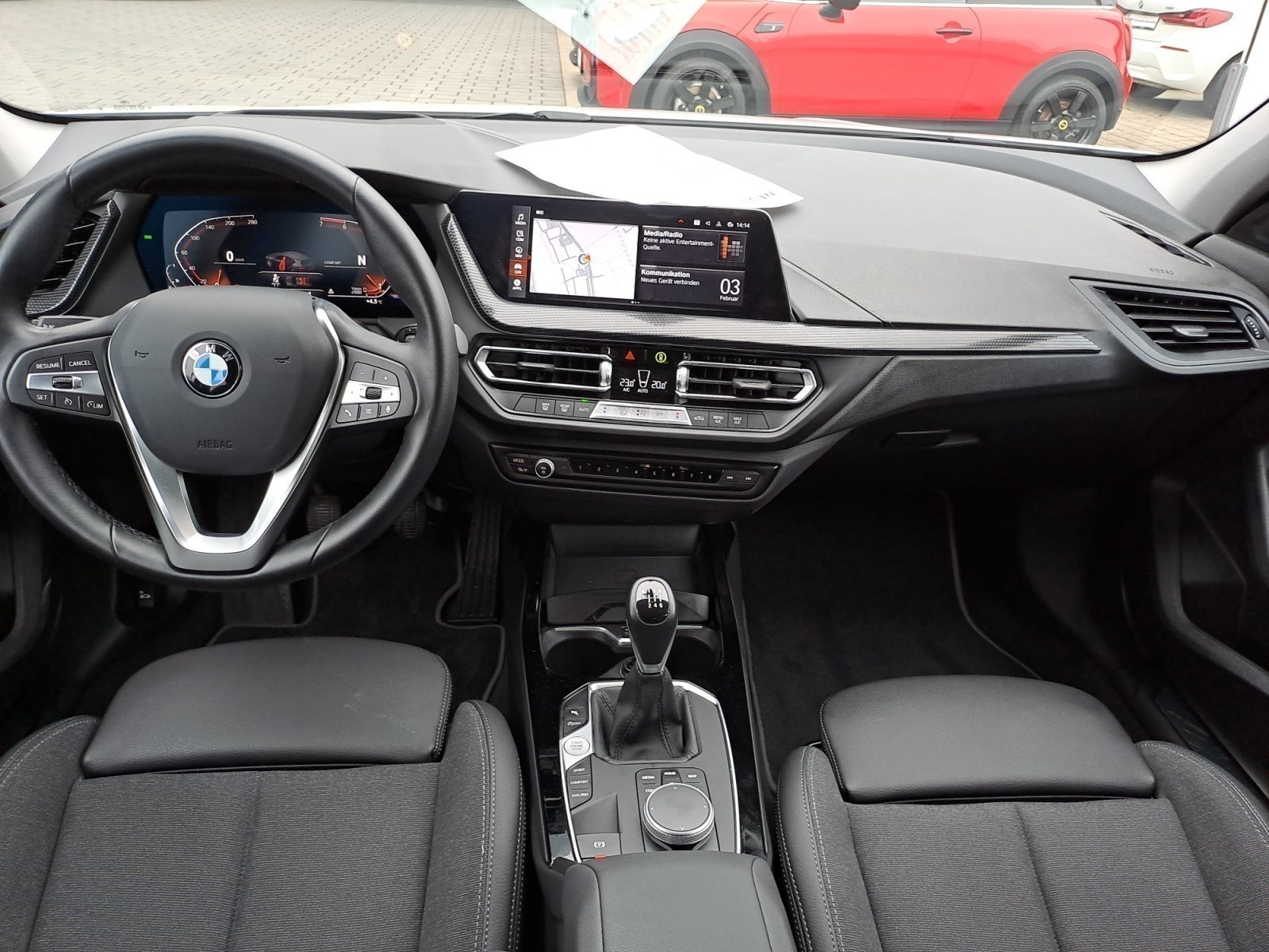 BMW - 118i Sport Line